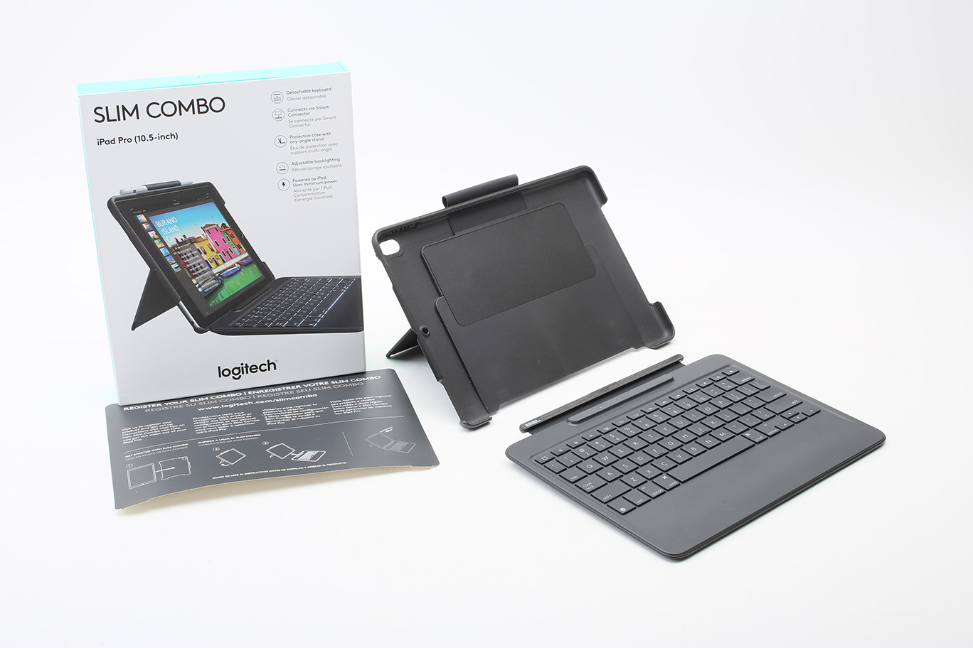 Logitech iPad Slim Combo : Case with Wireless Keyboard with