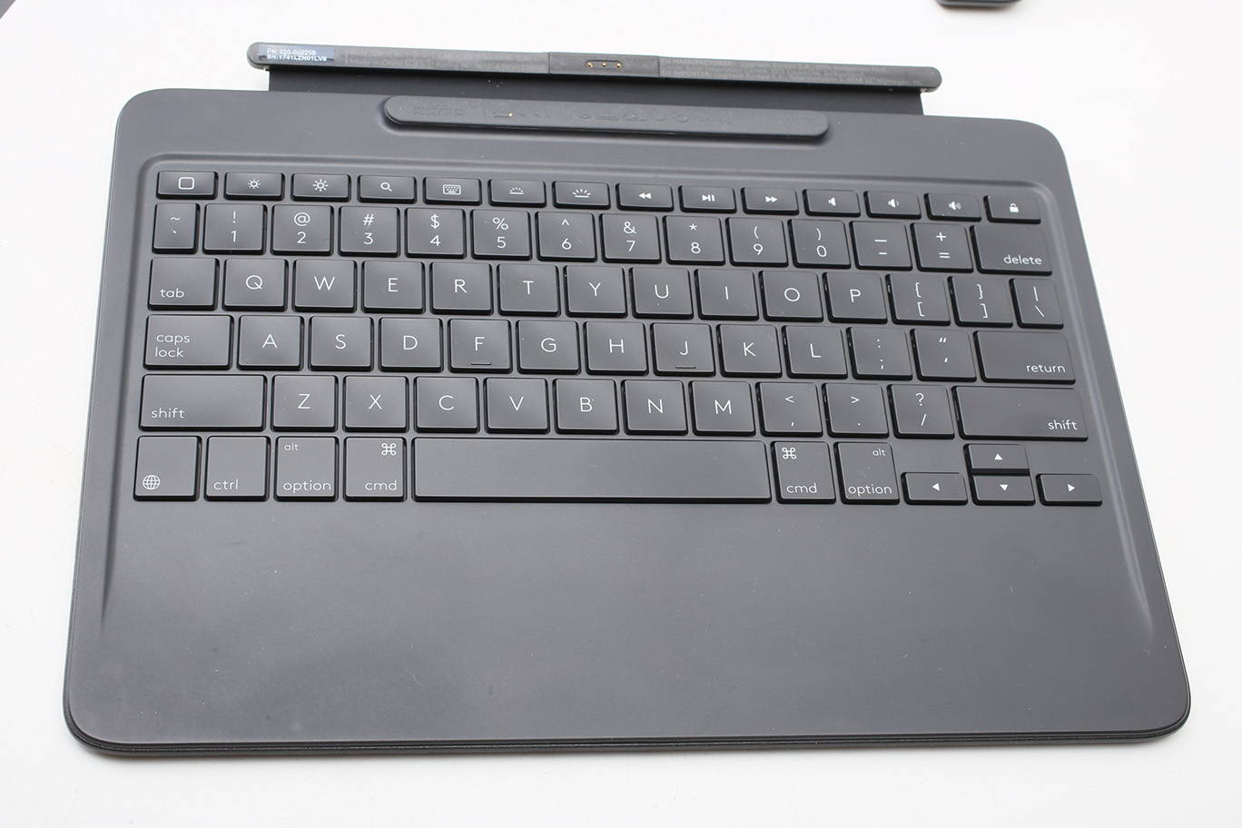 logitech keyboard ipad 10.5